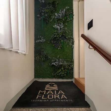 Maia Flora