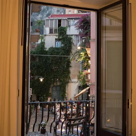 Maia Flora Apartman